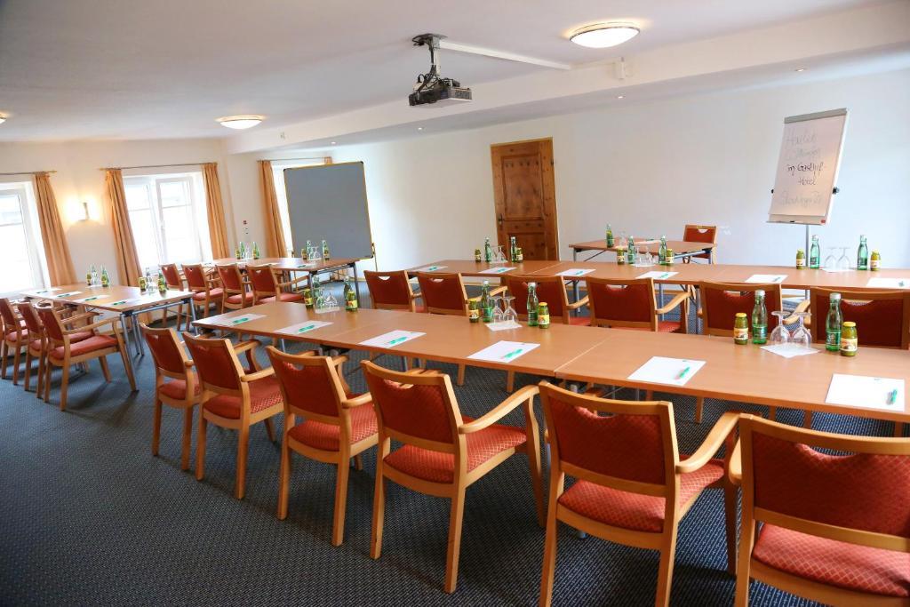 Komfort-Hotel Stockinger Ansfelden Bagian luar foto