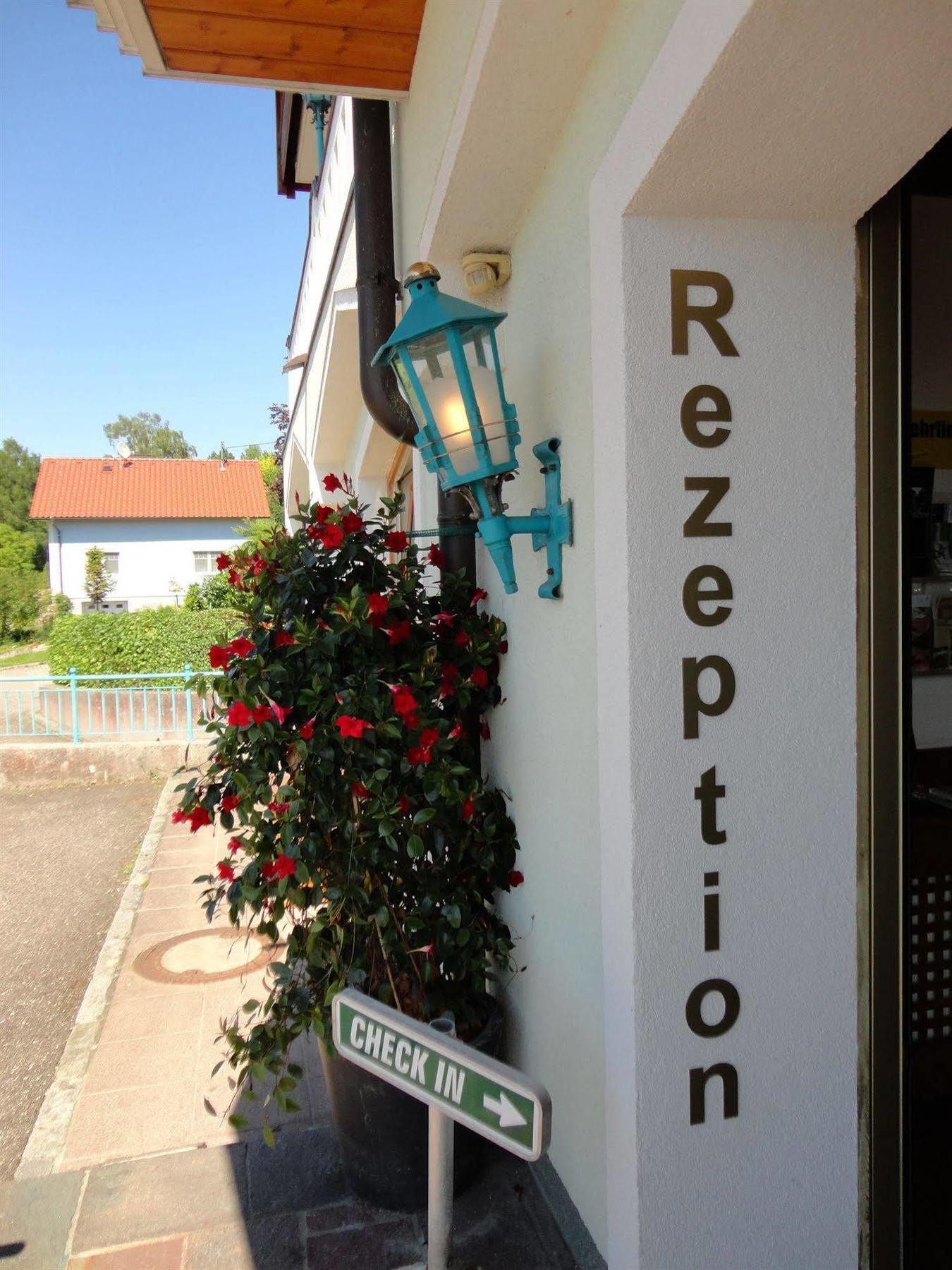 Komfort-Hotel Stockinger Ansfelden Bagian luar foto