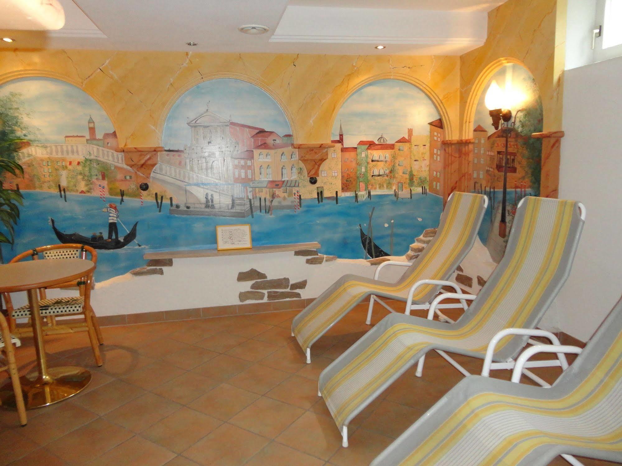 Komfort-Hotel Stockinger Ansfelden Bagian luar foto