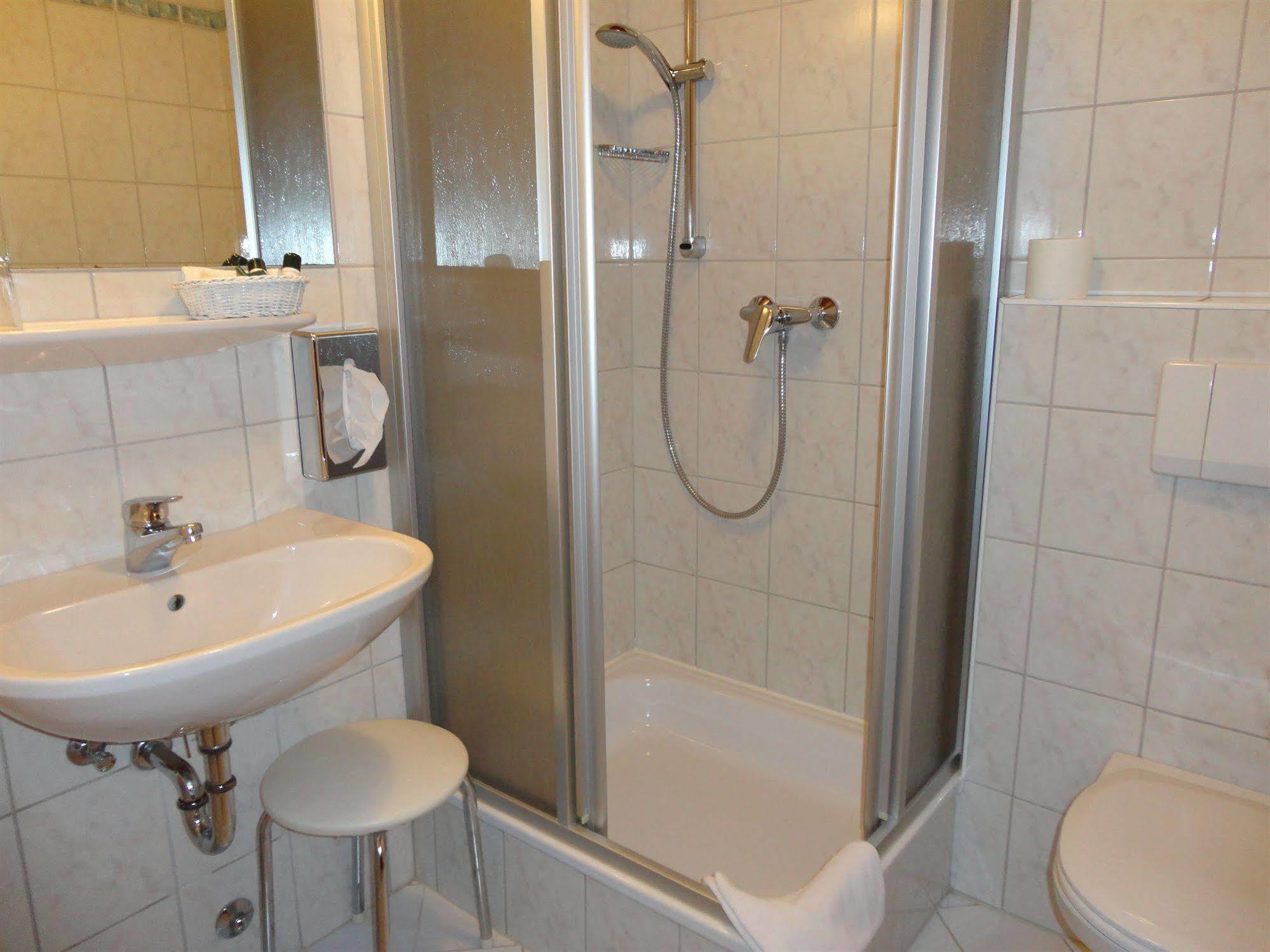 Komfort-Hotel Stockinger Ansfelden Bagian luar foto